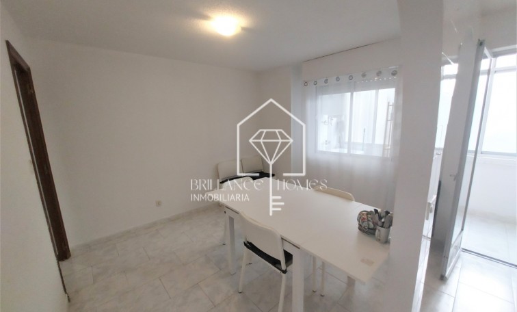 Sprzedaż - Apartment/mieszkanie - Torrevieja - Centro