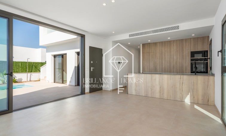 Obra nueva - Detached chalet - Los Alcázares  - 30710