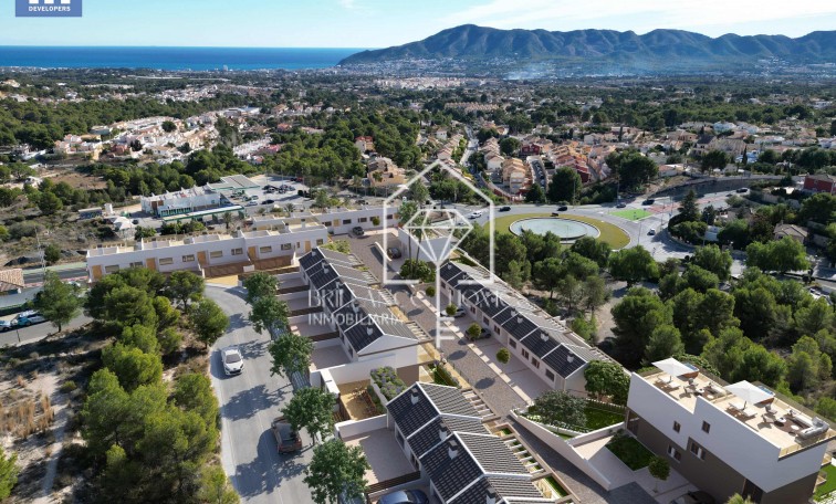 Obra nueva - Terraced houses - La Nucía - 03530