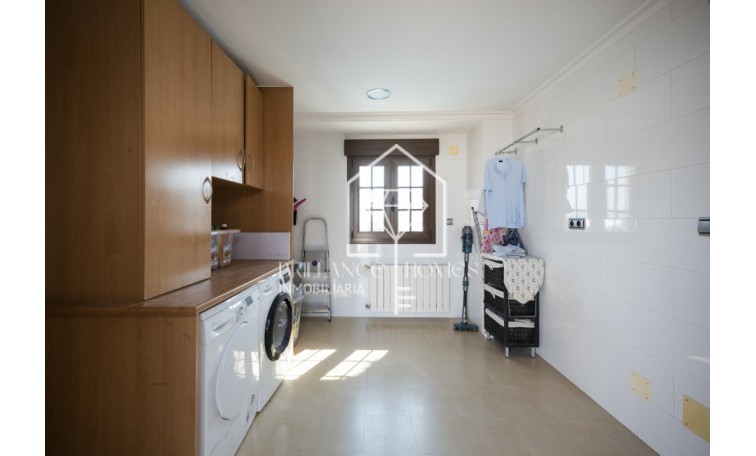 Obra nueva - Villas - Avileses - 30592